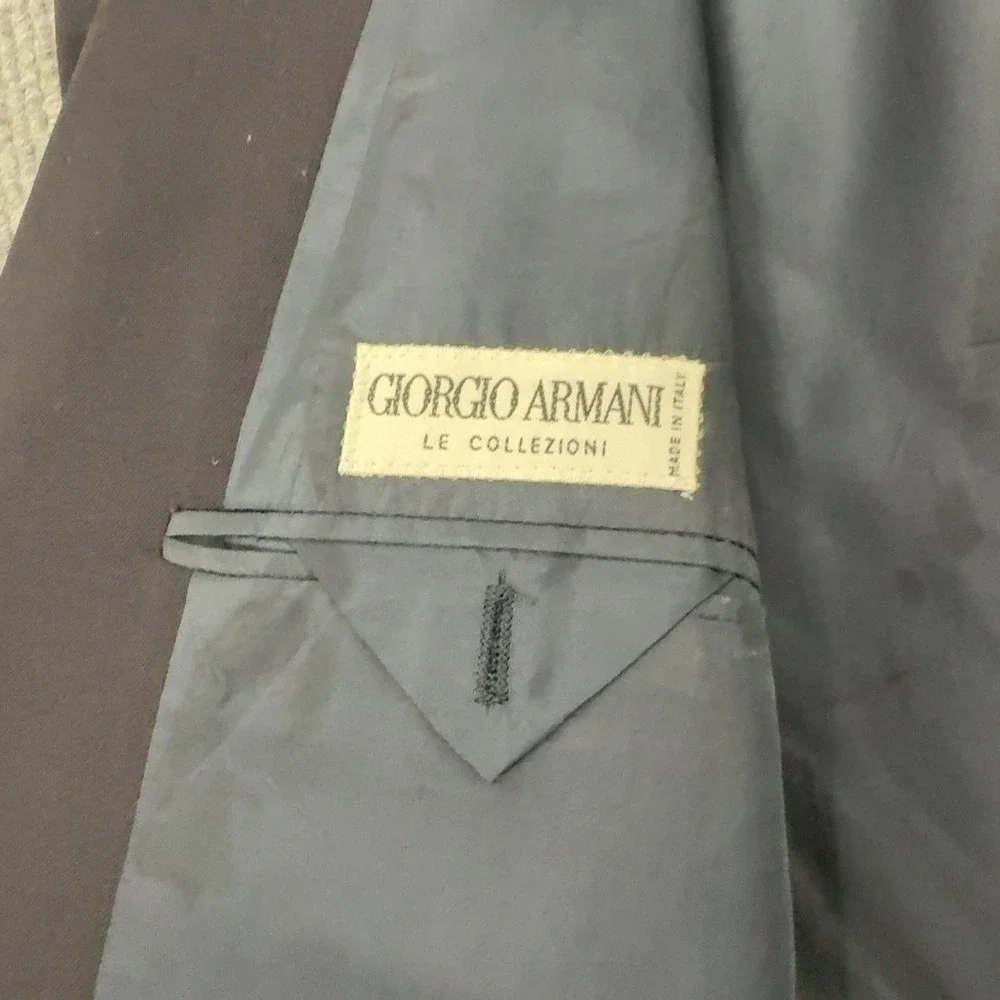 Vintage Giorgio Armani Blazer Mens 25x33.5 Black Wool Blend Three Button Luxury